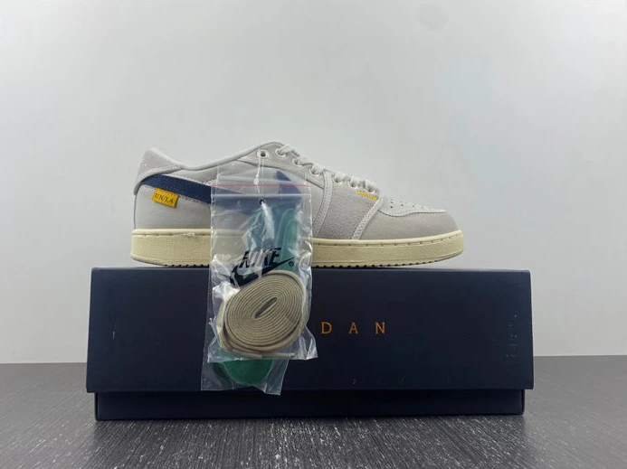 Fashionable Jordan 1 Retro AJKO Low SP Union Sail Leather DZ4864-100 602