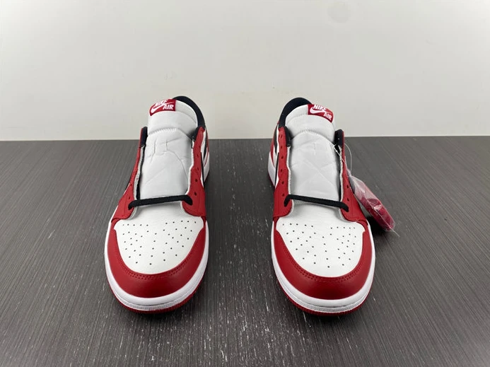 Fashionable Jordan 1 Retro Low Chicago 705329-600 656