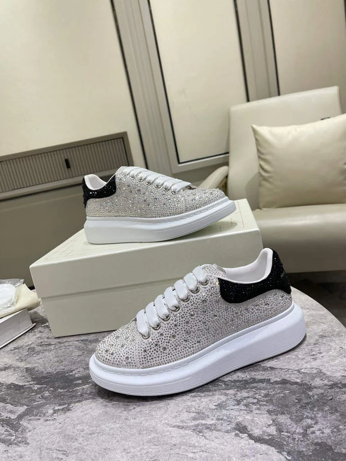 Fashionable Mc Queen 12 1395