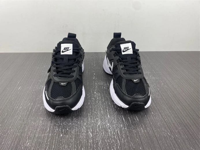 Fashionable NIKEV2K Runtekk 3XL  FD0736-103 2759