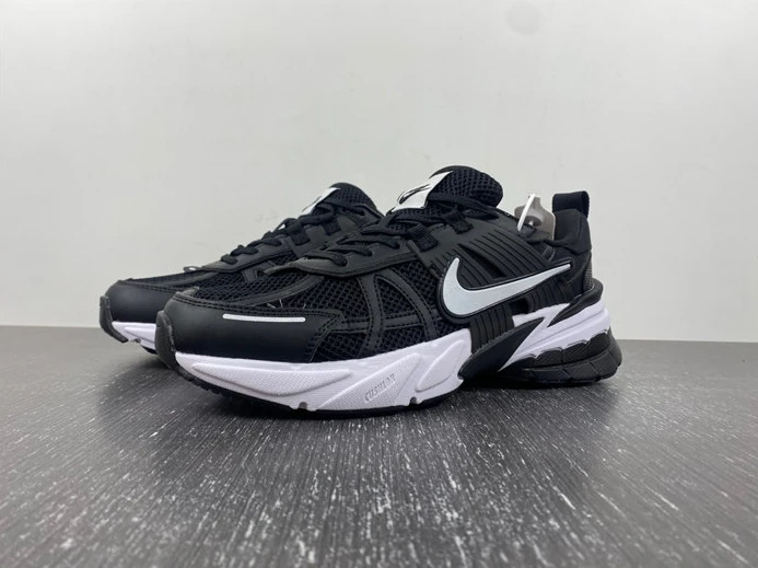 Fashionable NIKEV2K Runtekk 3XL  FD0736-103 2759