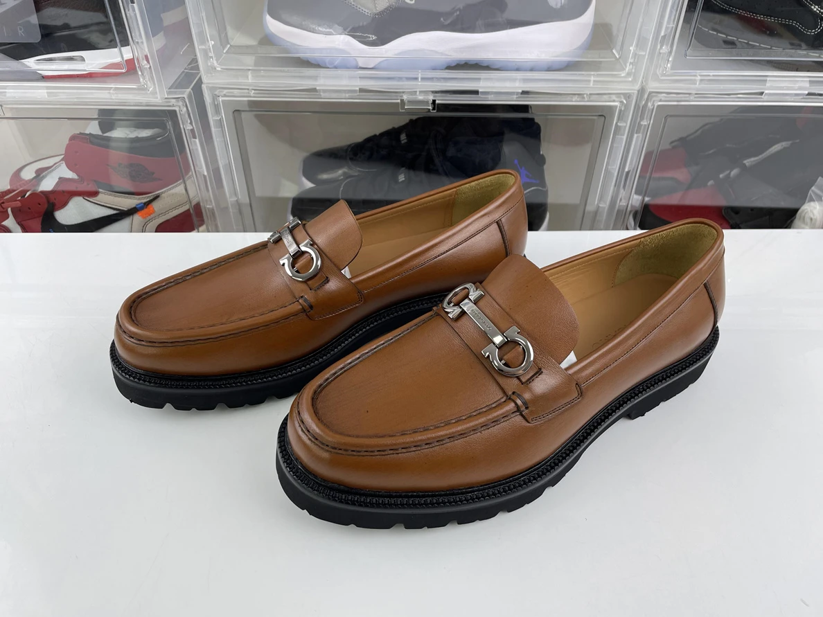 Ferragamo Brown shoes EasyMatch 3565