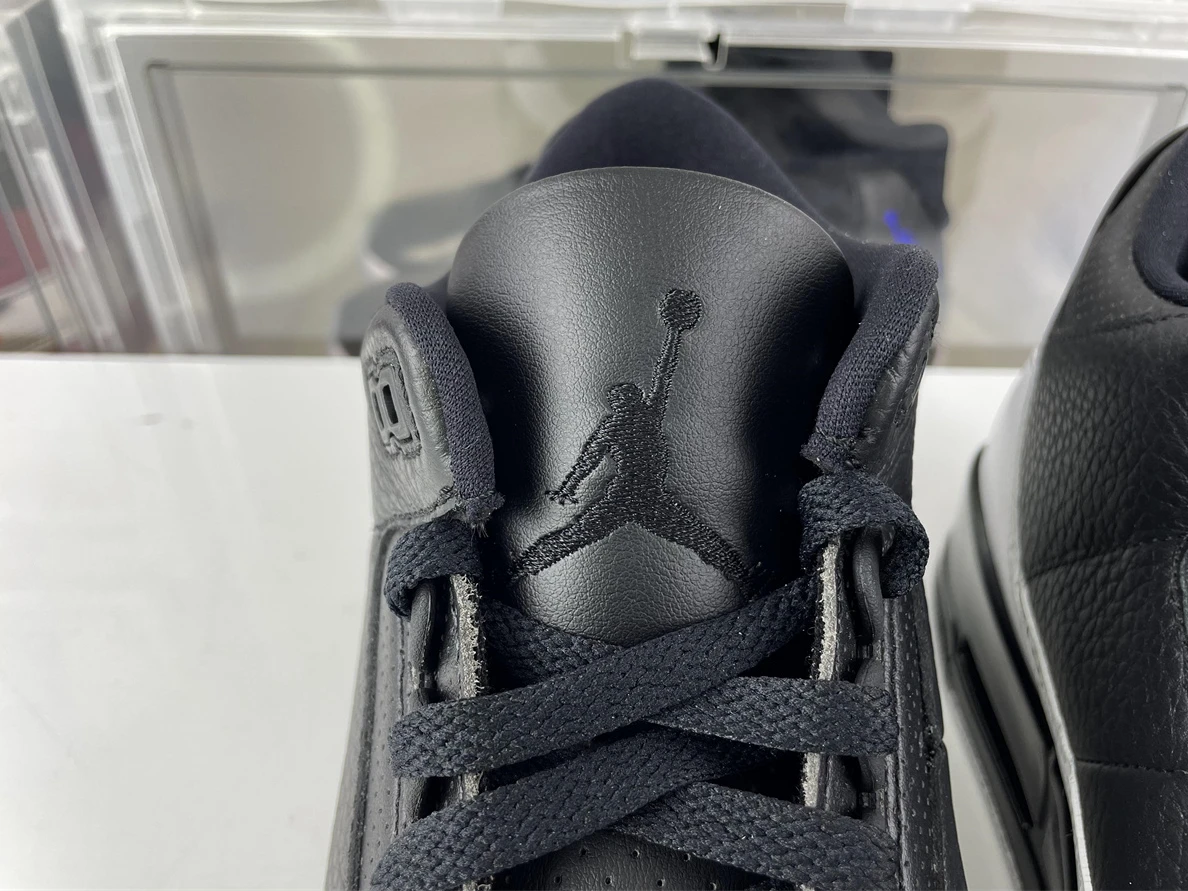Fragment Design x Air Jordan 3 Black White Comfortable 703
