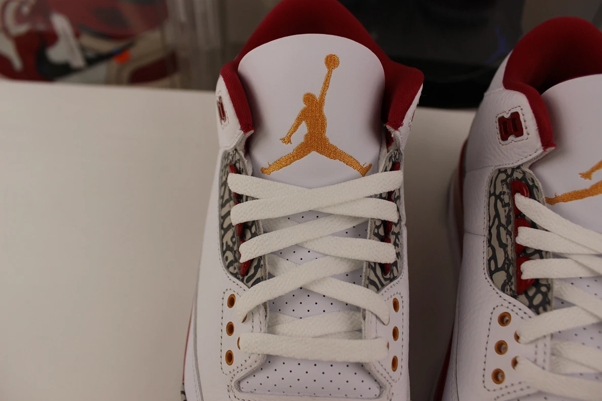 GOAT Air Jordan 3 “Cardinal Red” Trendy 706