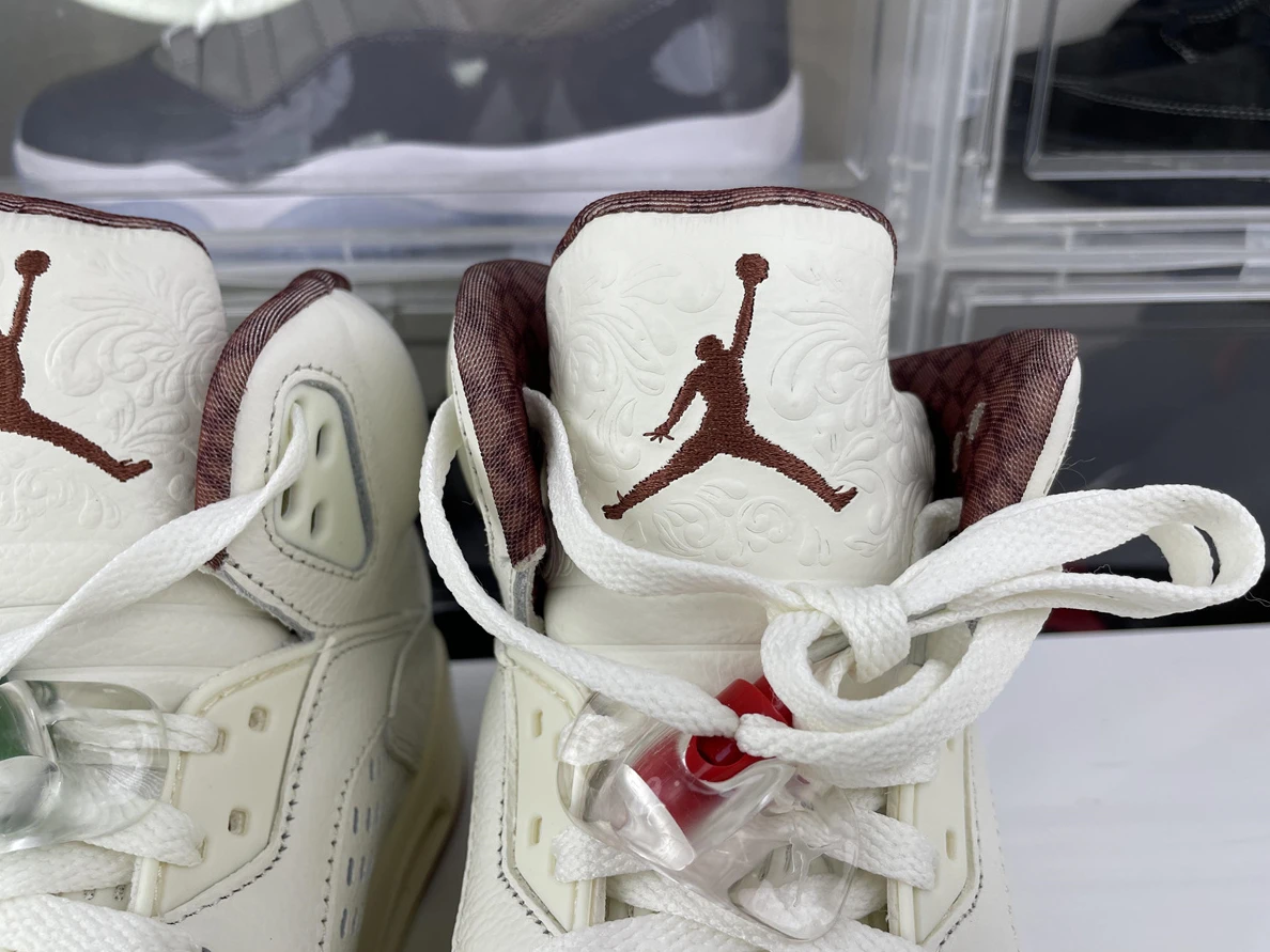 GOAT Air Jordan 5 Trendy 925