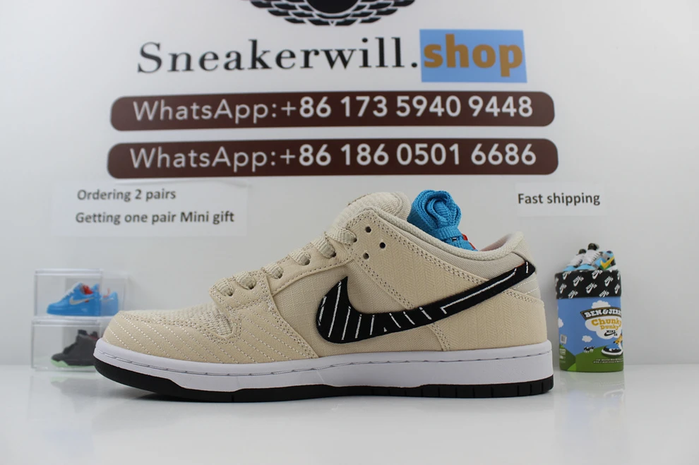 GOAT Albino & Preto X Nike SB Dunk Low GoAnywhere 1734
