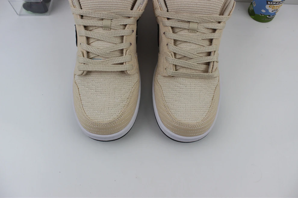 GOAT Albino & Preto X Nike SB Dunk Low GoAnywhere 1734