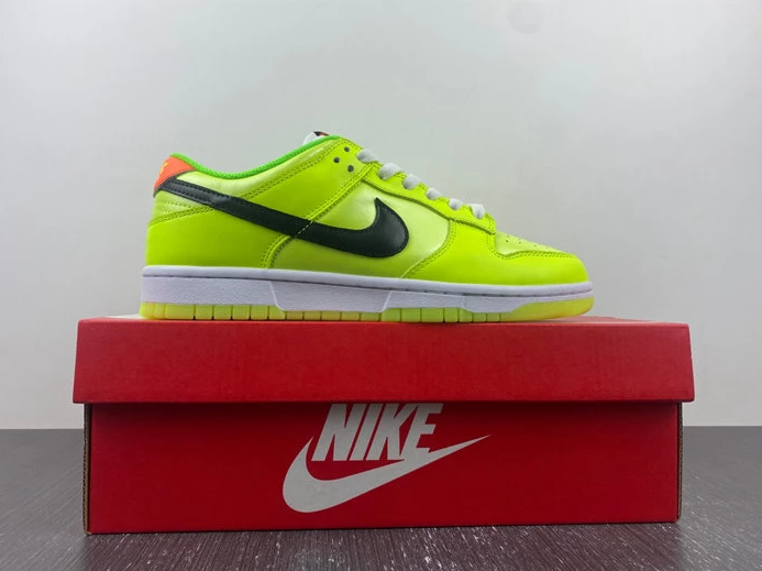 GoAnywhere 3484 Nike Dunk Low “Glow in the Dark” FJ4610- 1816