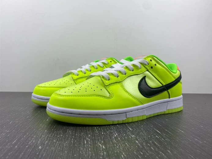 GoAnywhere 3484 Nike Dunk Low “Glow in the Dark” FJ4610- 1816