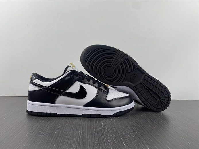 GoAnywhere 414 Nike Dunk Low World Champs Black White DR9511- 1854