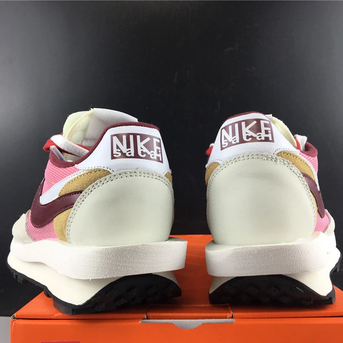 GoAnywhere 6107 Nike LD Waffle sacai BV0073- 2721