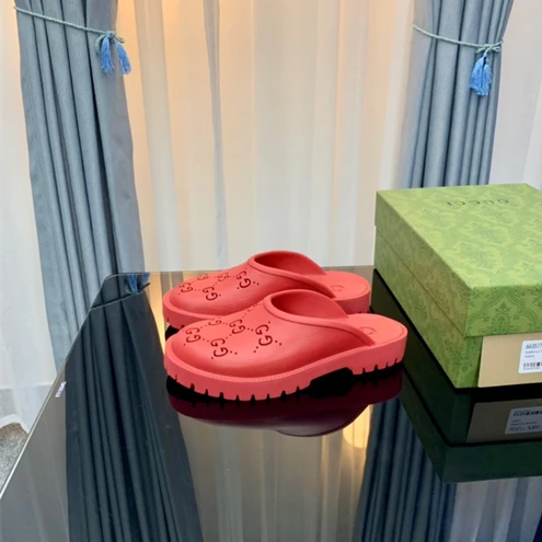 GoAnywhere 6679 Gucci Slipper 3128