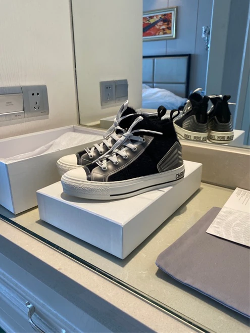GoAnywhere 7050 DR Sneaker 1692