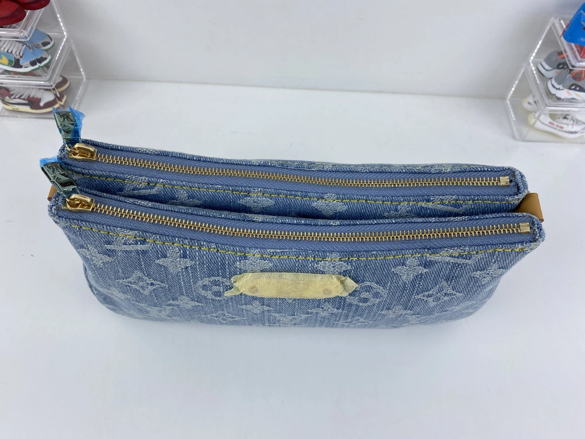 GoAnywhere 8677 LV Pochette Monogram Blue (24.5x13.5x6.5cm) 290