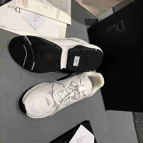 GoAnywhere DR OBLIQUE SNEAKER 1576
