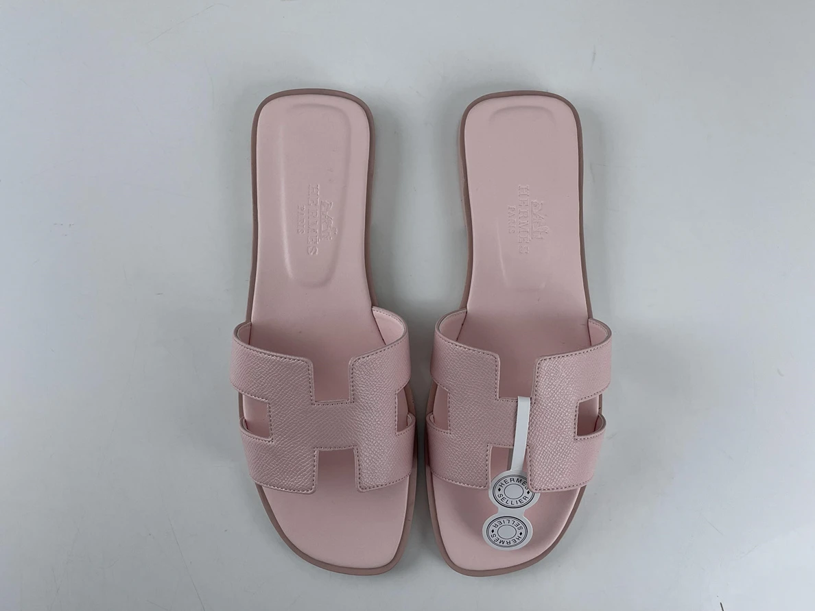GoAnywhere H Brand Pink Lichi Leather Slipper 120