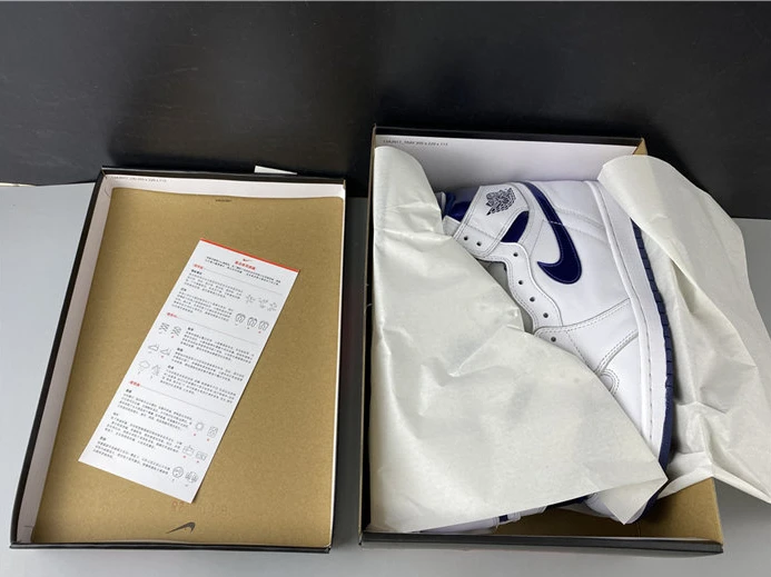 GoAnywhere Jordan1 Retro Metallic Navy 555088-106 496
