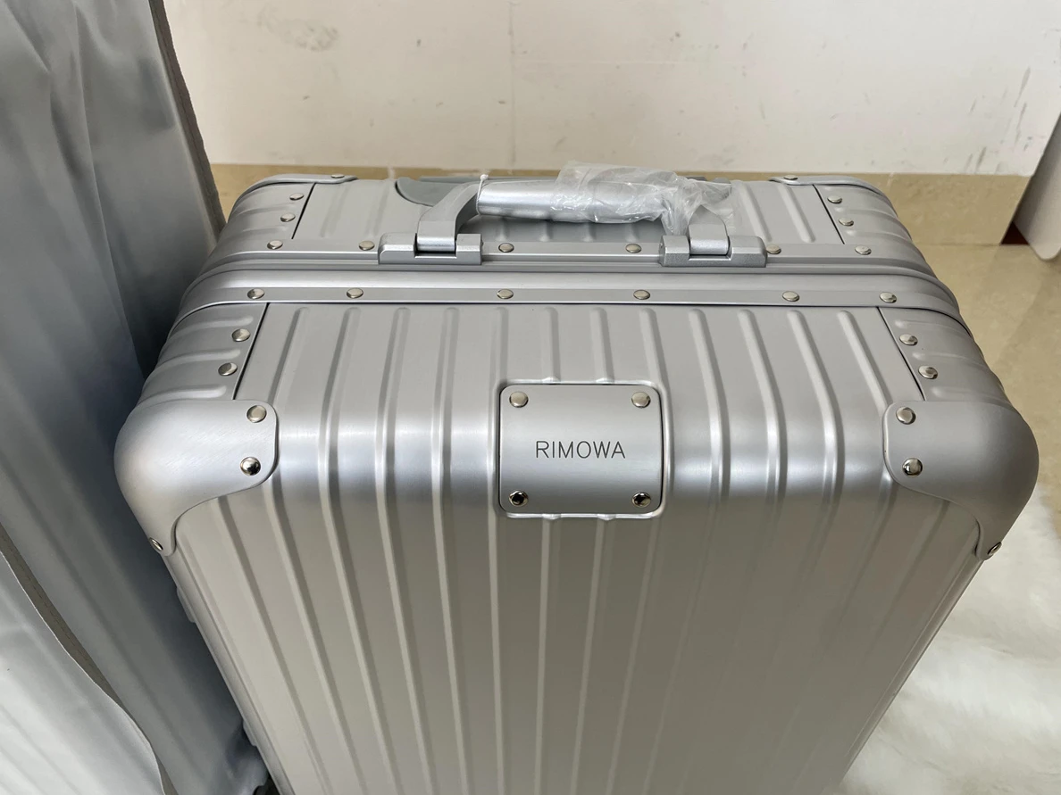 GoAnywhere Rimowa Suitcase (for one pcs price) 263
