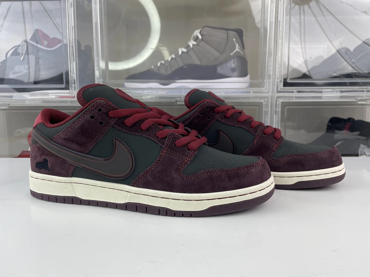 GoodFit 6808 Riot Skateshop x Nike SB Dunk Low 1709