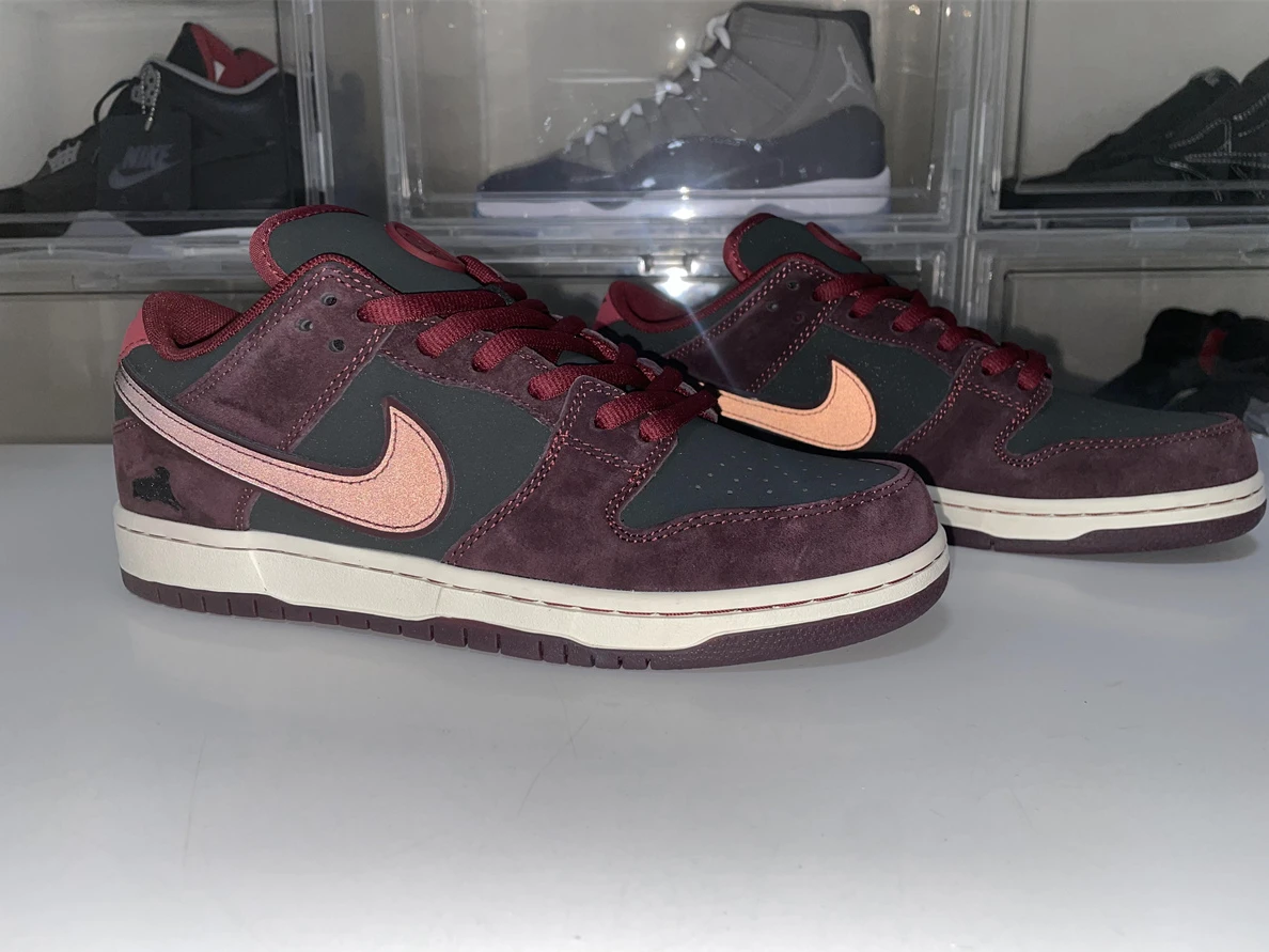 GoodFit 6808 Riot Skateshop x Nike SB Dunk Low 1709