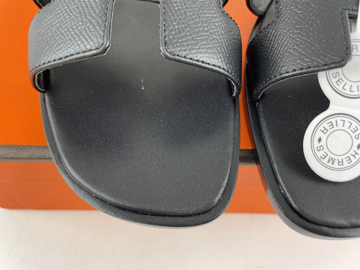 GoodFit H Brand Black Lichi Leather Slipper 116