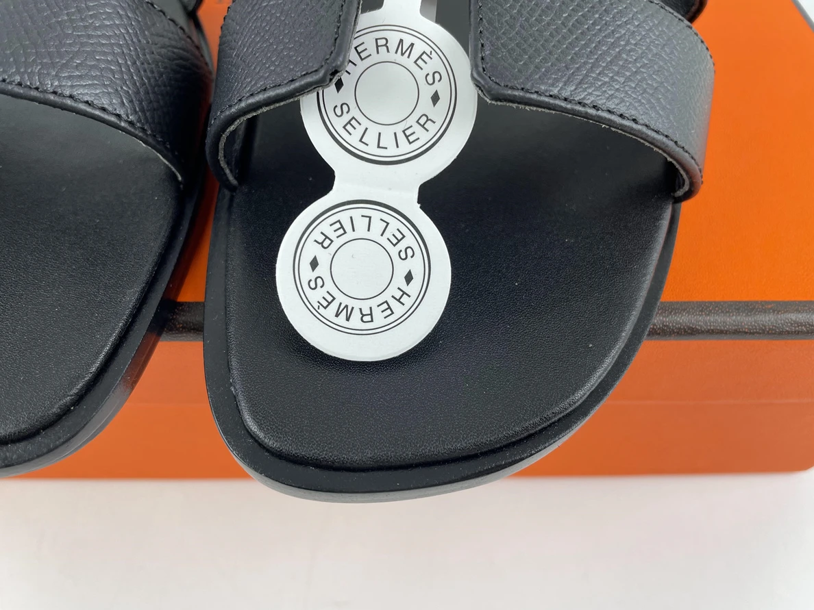 GoodFit H Brand Black Lichi Leather Slipper 116
