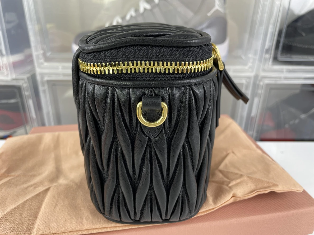 GoodFit Miu Miu Black matelasse craft bag (10.5 x 9.5 x 7cm) 233
