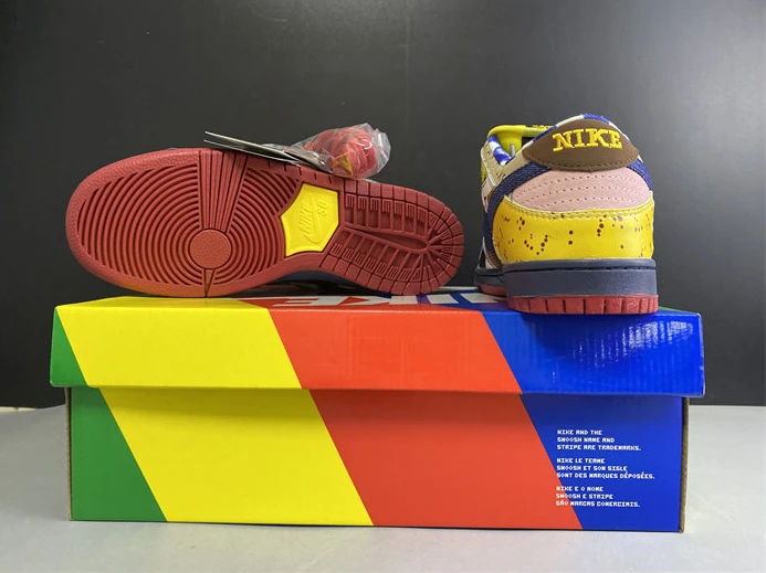 GoodFit NIKE DUCK LOW PRO WHITE RED YELLOW 318403-175 2200