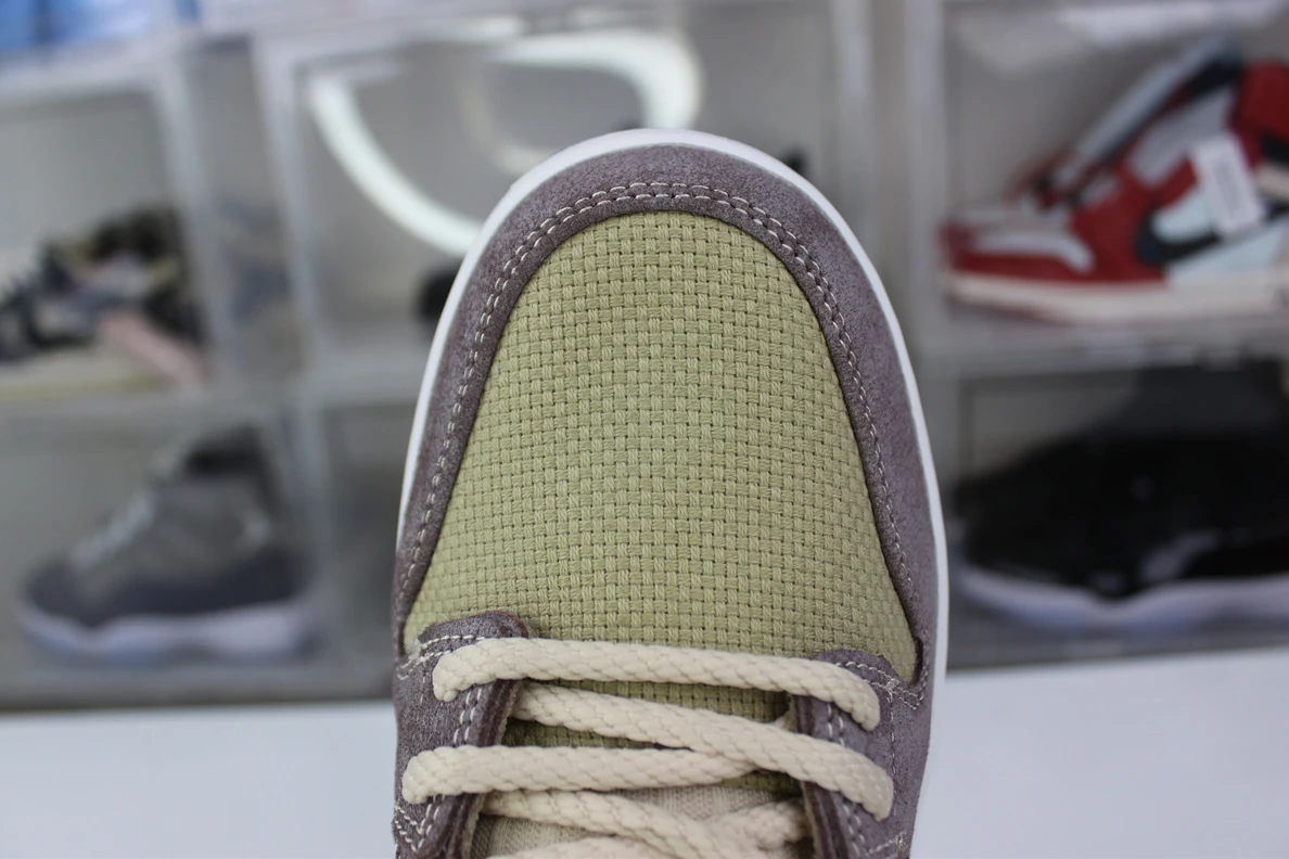 GoodFit Nike SB Dunk Low “Big Money Savings” 1714