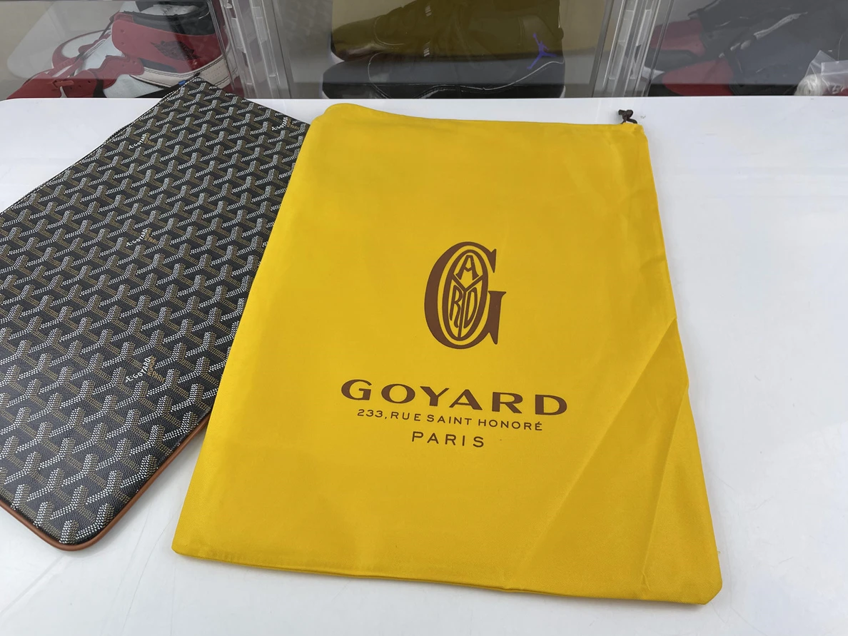 Goyard pouch Black Yellow colorway (S, M, L sizes) Trendy 259