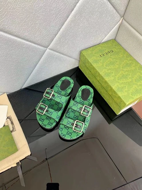Gucci Slipper AllSeason 3215