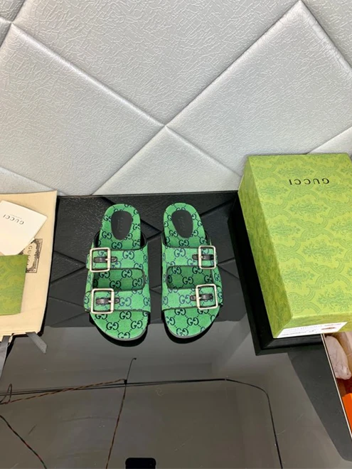 Gucci Slipper AllSeason 3215