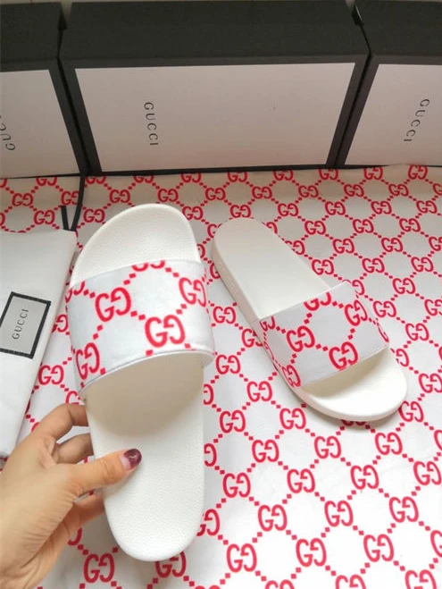Gucci Slipper Comfortable 3198