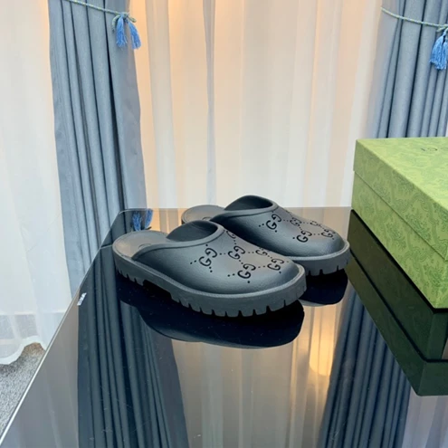 Gucci Slipper DailyWear 3132