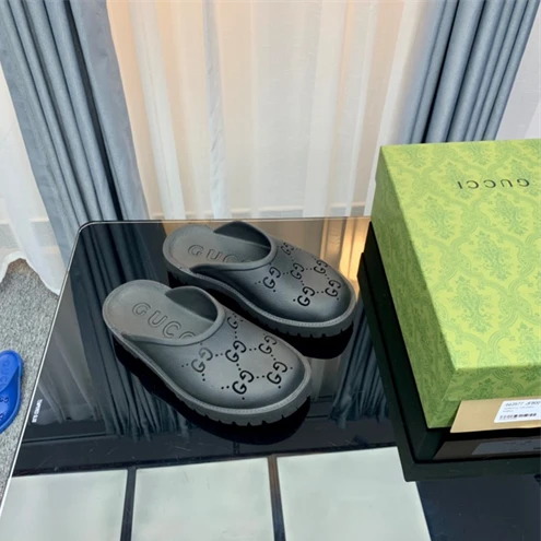 Gucci Slipper DailyWear 3132