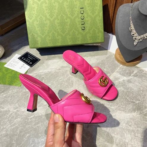 Gucci Slipper EasyMatch 3084
