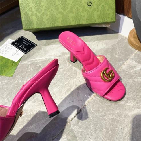 Gucci Slipper EasyMatch 3084