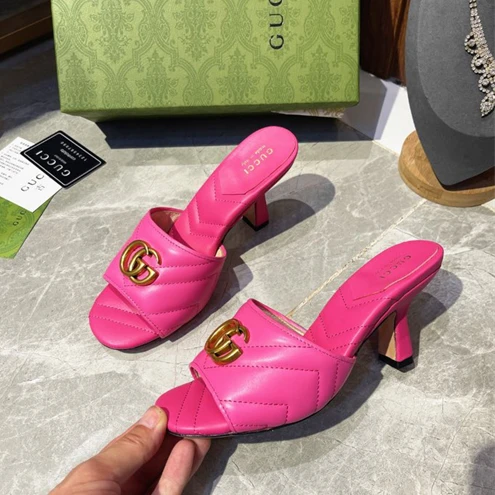 Gucci Slipper EasyMatch 3084
