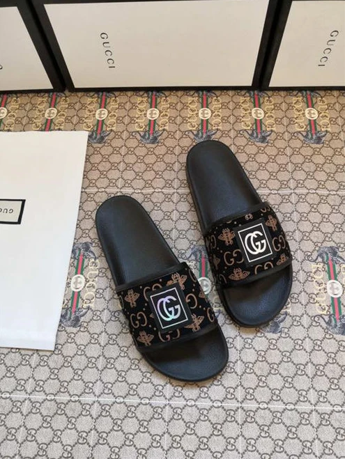 Gucci Slipper EasyMatch 3137