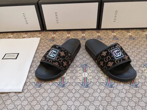 Gucci Slipper EasyMatch 3137