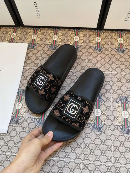 Gucci Slipper EasyMatch 3137