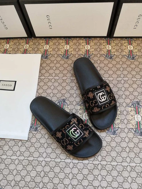 Gucci Slipper EasyMatch 3137