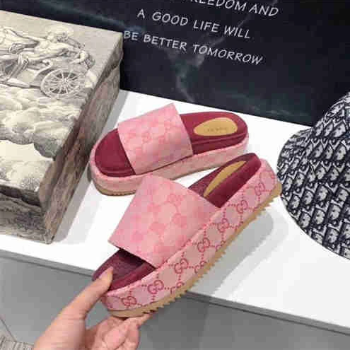 Gucci Slipper SmartChoice 3105