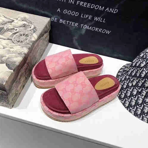 Gucci Slipper SmartChoice 3105