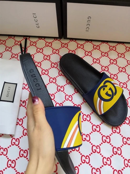 Gucci Slipper UrbanStyle 3197