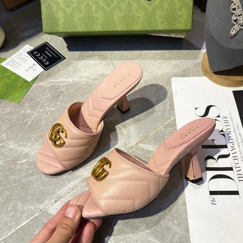 Gucci Slipper WellDesigned 3082