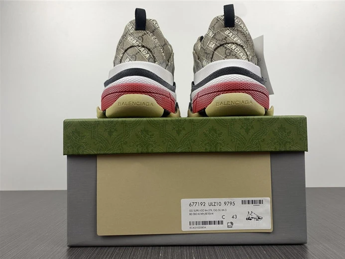 Gucci x BLCG The Hacker Project Triple S Beige 681066 ULZ10 9795 UrbanStyle 3359