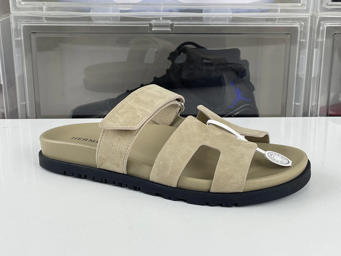 H brand Sandal Chypre Tan colorway UrbanStyle 121