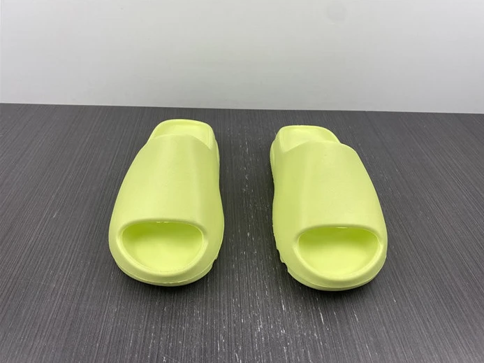 HighQuality 2693 Adidas Yeezy Slide Glow Green HQ 3040