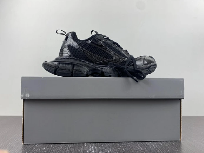 HighQuality 4183 Balenciaga Phantom 677403 W3RB6 3329